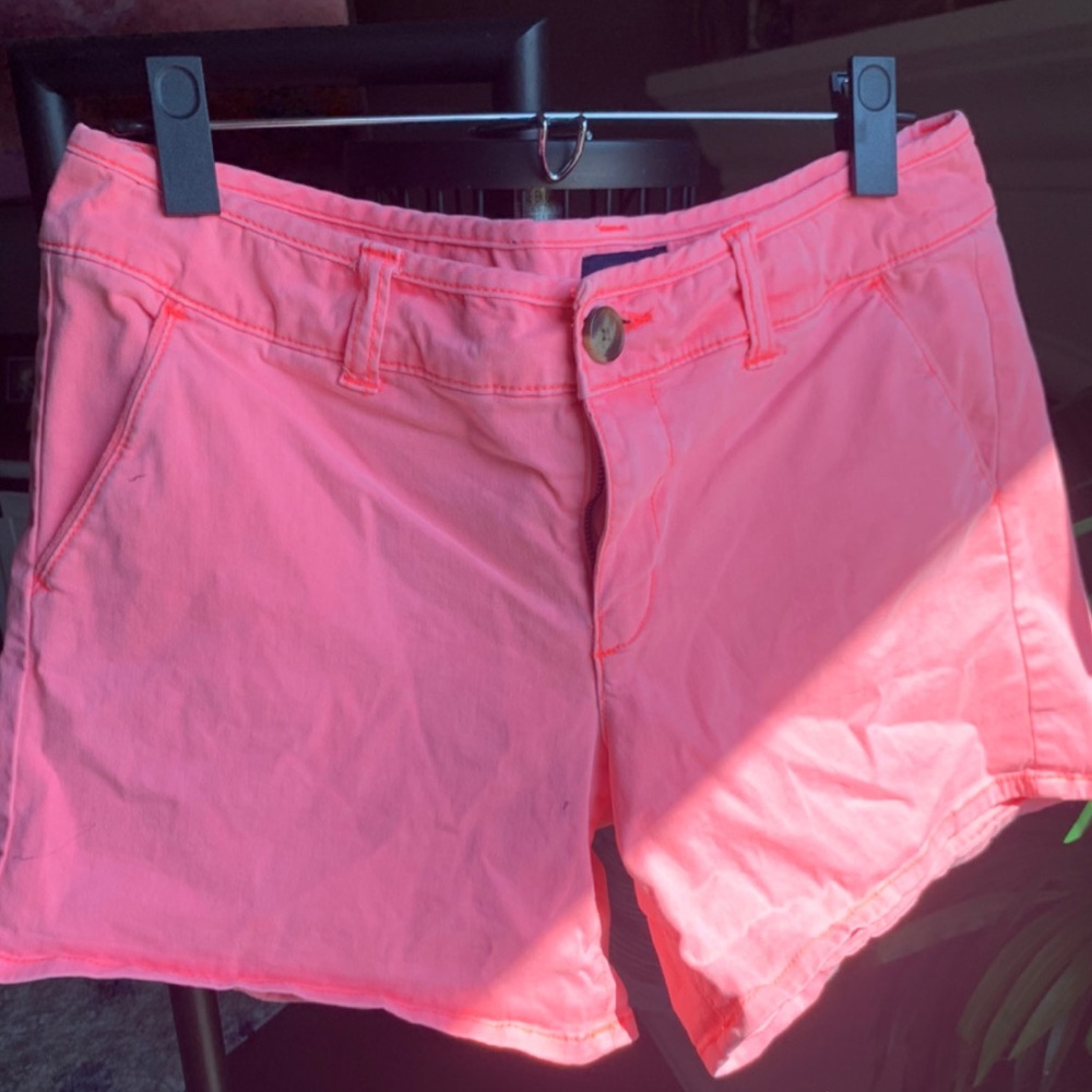 American Eagle pink shorts size 10